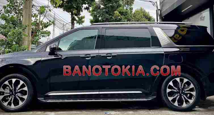 Cần bán Kia Carnival Signature 3.5G Máy xăng 2022 màu Đen