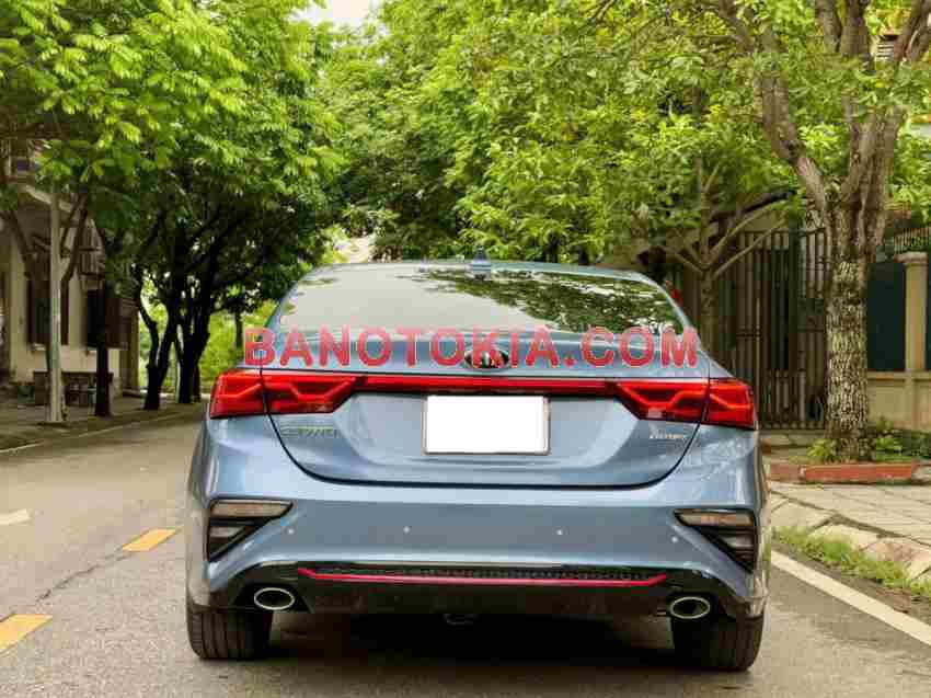 Cần bán gấp xe Kia Cerato 1.6 AT Luxury 2021 màu Xanh