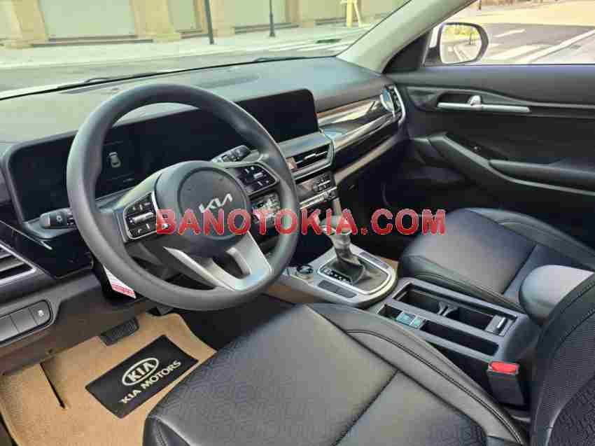 Cần bán gấp Kia Seltos Deluxe 1.5 AT đời 2024, màu Trắng