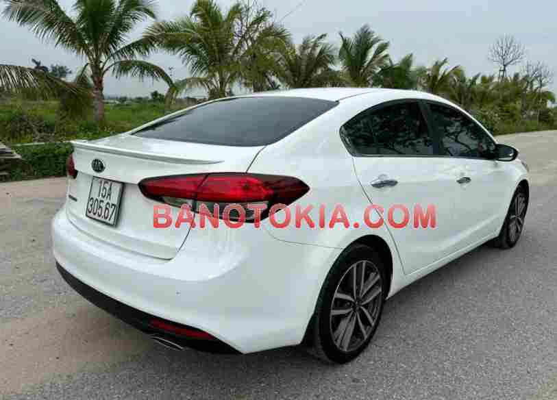 Cần bán Kia Cerato 1.6 AT 2017 - Số tự động