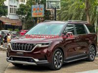 Cần bán gấp Kia Carnival Luxury 2.2D đời 2021, màu Nâu