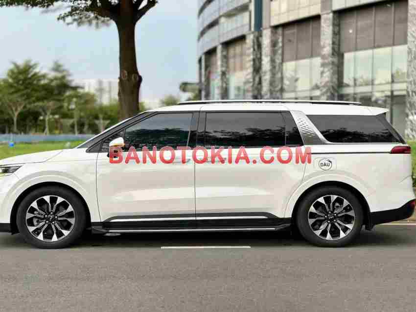 Kia Carnival 2023 Van Minivan màu Trắng
