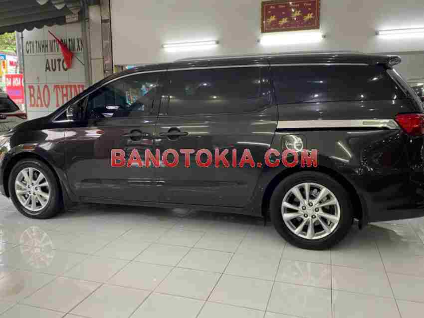 Kia Sedona 2019 Van Minivan màu Đen