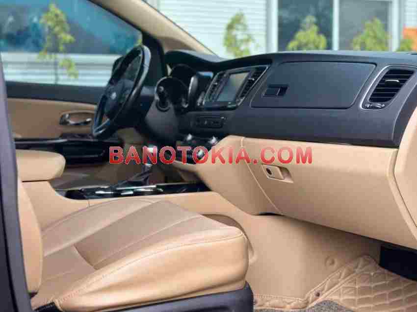 Cần bán nhanh Kia Sedona Platinum G 2018 cực đẹp