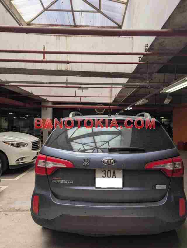 Cần bán gấp Kia Sorento GATH 2.4L 2WD đời 2014, màu Xanh