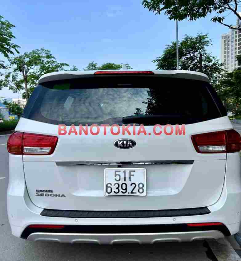 Kia Sedona 3.3L GATH 2016 giá cực tốt
