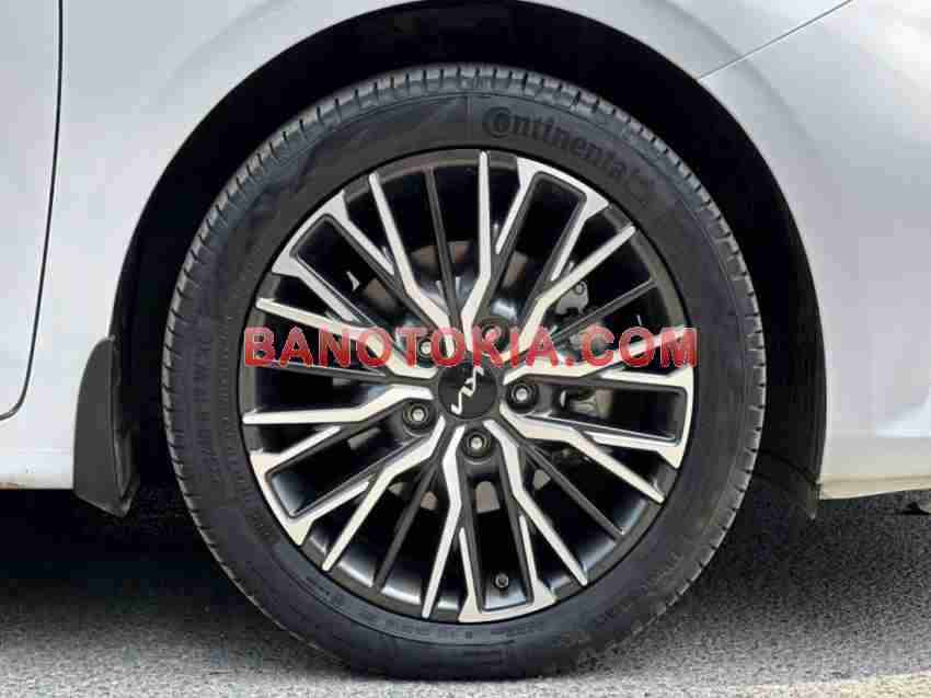 Cần bán gấp xe Kia K3 Premium 1.6 AT 2024 màu Trắng