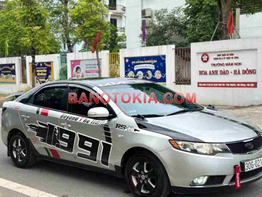 Cần bán gấp xe Kia Forte EX 1.6 MT 2010 màu Bạc