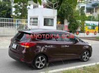 Bán Kia Rondo DAT, màu Đỏ, Máy dầu, 2016