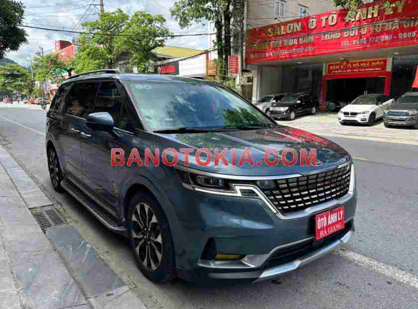 Cần bán Kia Carnival Signature 2.2D đời 2021
