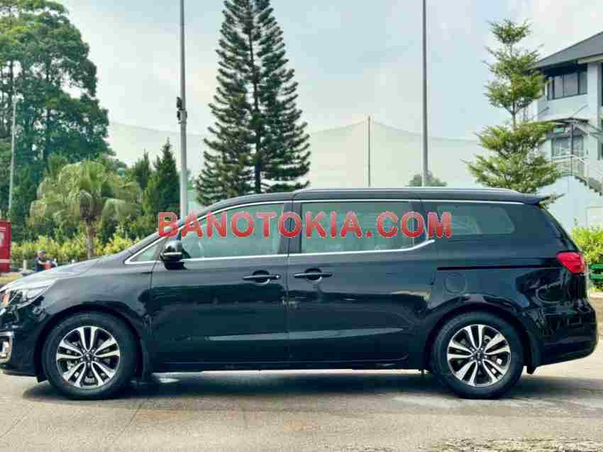 Cần bán gấp Kia Sedona 2.2L DATH 2018 - Xe đẹp - Giá tốt