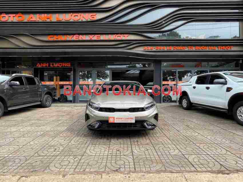 Cần bán nhanh Kia K3 Premium 2.0 AT 2022 cực đẹp