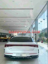 Kia K5 Luxury 2.0 AT năm 2025