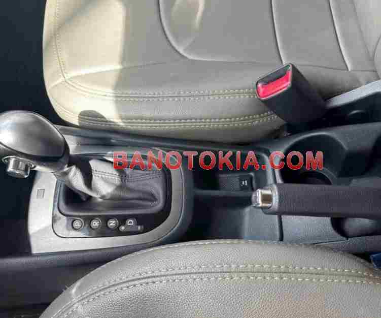 Cần bán xe Kia Rio 1.4 AT 2015 Số tự động màu Bạc