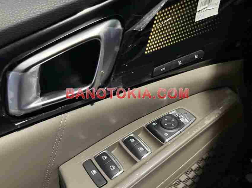 Kia Carnival Premium 2.2D 8S năm 2025 cần bán