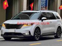 Cần bán gấp Kia Carnival Signature 2.2D đời 2022, màu Trắng