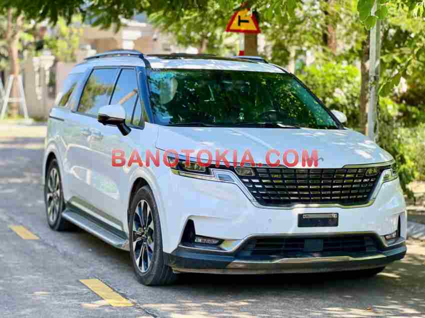 Cần bán Kia Carnival Signature 2.2D Máy dầu 2021 màu Trắng