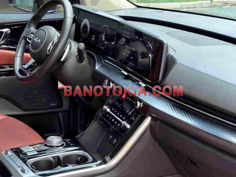 Kia Carnival Signature 2.2D năm 2024 cần bán