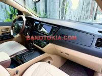 Cần bán gấp Kia Sedona 2.2L DAT đời 2017, màu Trắng