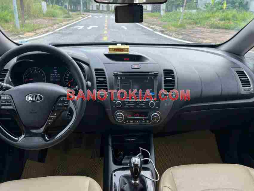 Cần bán gấp xe Kia Cerato 1.6 MT năm 2018, màu Trắng, Số tay Cần bán gấp xe Kia Cerato 1.6 MT năm 2018, màu Trắng, Số tay