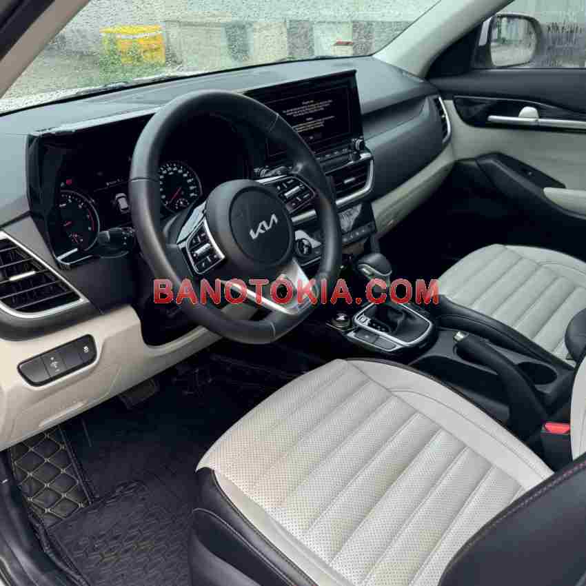 Bán Kia Seltos Premium 1.6 AT, màu Trắng, Máy xăng, 2022 Bán Kia Seltos Premium 1.6 AT, màu Trắng, Máy xăng, 2022