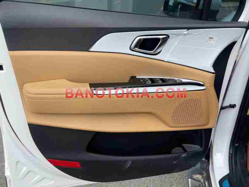 Kia Carnival Luxury 2.2D năm 2024 cần bán Kia Carnival Luxury 2.2D năm 2024 cần bán