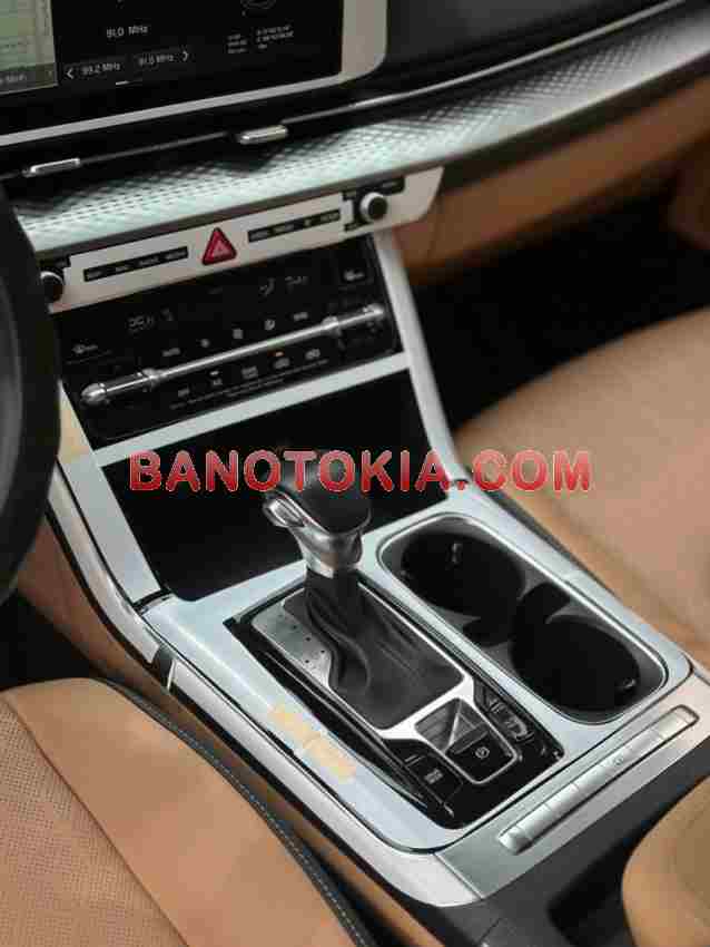 Cần bán gấp xe Kia Carnival Luxury 2.2D 2024 màu Trắng Cần bán gấp xe Kia Carnival Luxury 2.2D 2024 màu Trắng