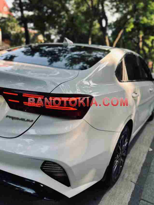 Cần bán xe Kia K3 Premium 2.0 AT sx 2022 Cần bán xe Kia K3 Premium 2.0 AT sx 2022