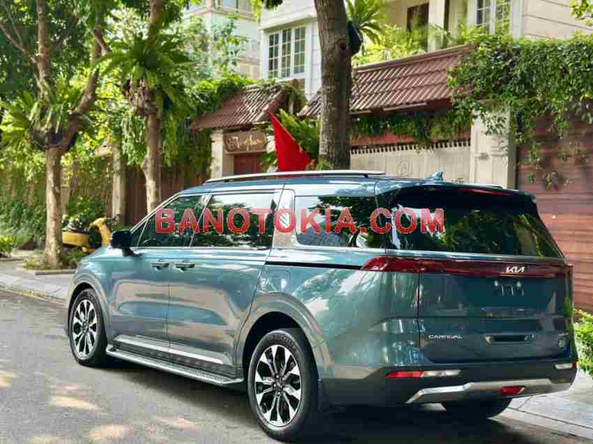Cần bán gấp xe Kia Carnival Signature 2.2D năm 2022, màu Xanh, Số tự động