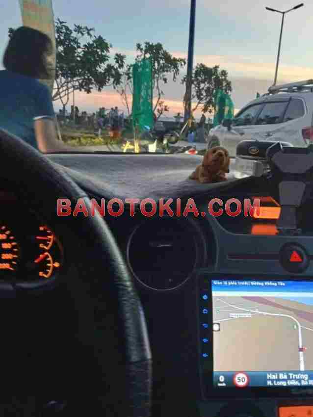 Cần bán xe Kia Carens EXMT 2011 Số tay