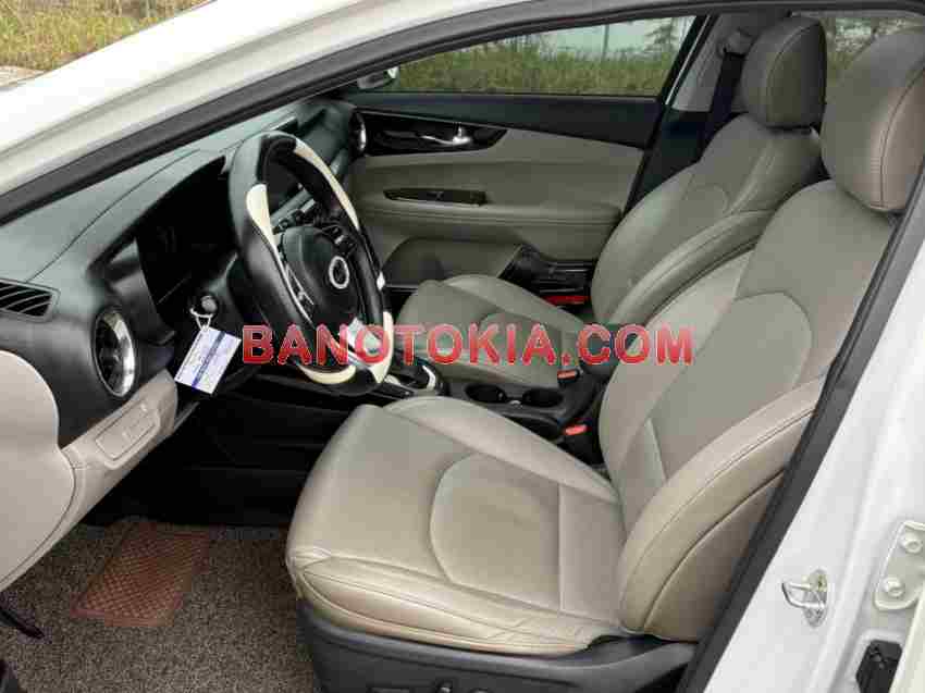 Cần bán xe Kia Cerato 1.6 AT Luxury sx 2020