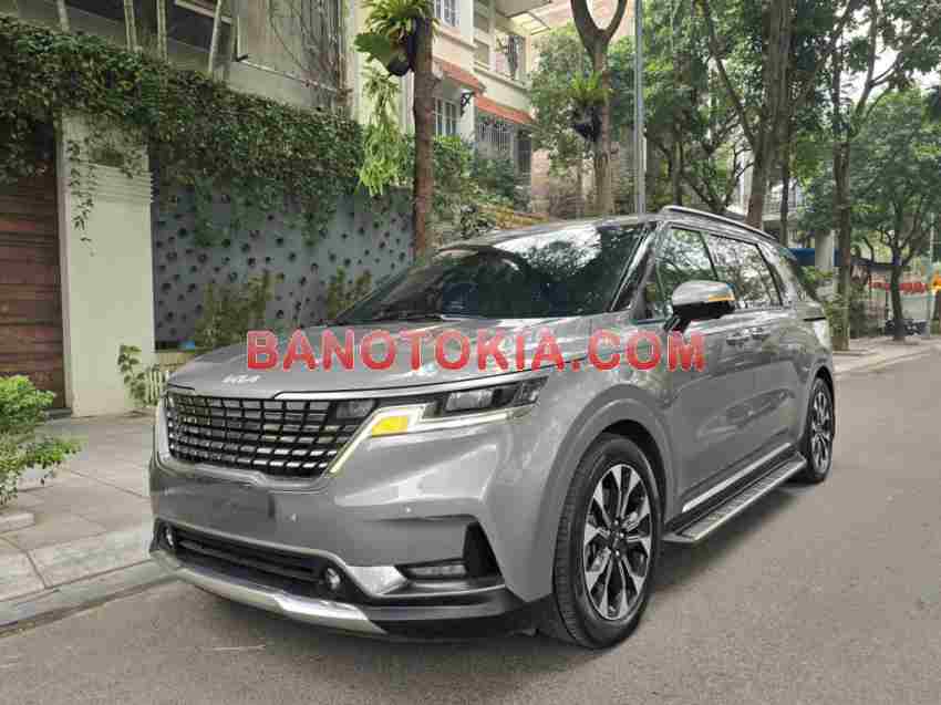 Cần bán xe Kia Carnival Premium 2.2D màu Xám 2022