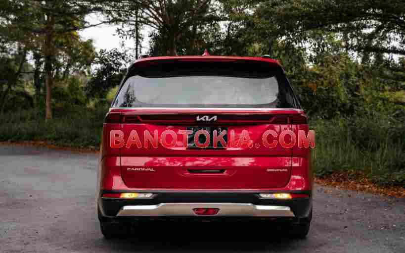 Cần bán gấp Kia Carnival Signature 2.2D đời 2024, màu Đỏ