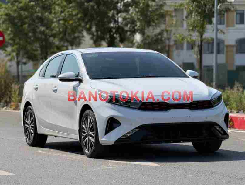 Cần bán nhanh Kia K3 Premium 2.0 AT 2022 cực đẹp