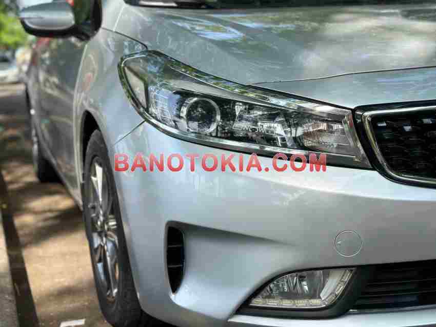 Cần bán xe Kia Cerato 1.6 MT 2016, xe đẹp