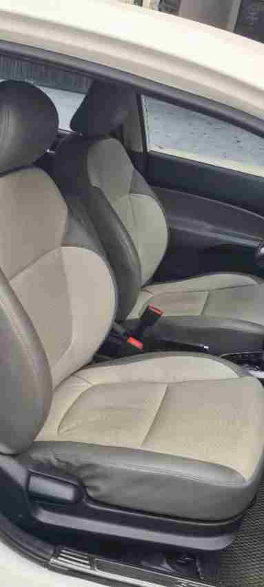 Cần bán gấp Kia Soluto 1.4 AT Luxury đời 2020, màu Trắng