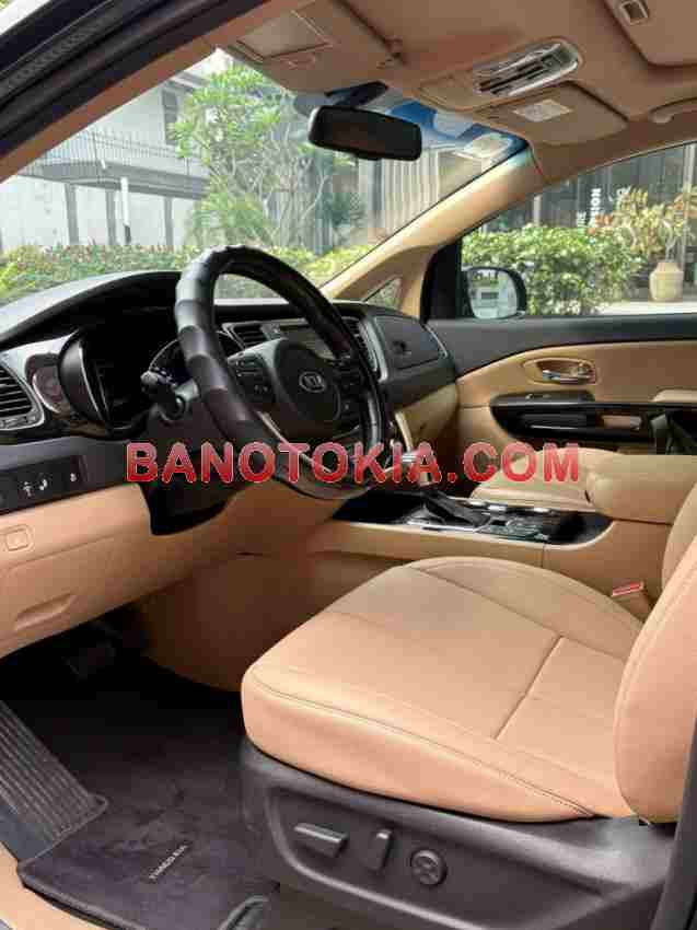 Kia Sedona 2.2 DAT Luxury năm 2020 cần bán
