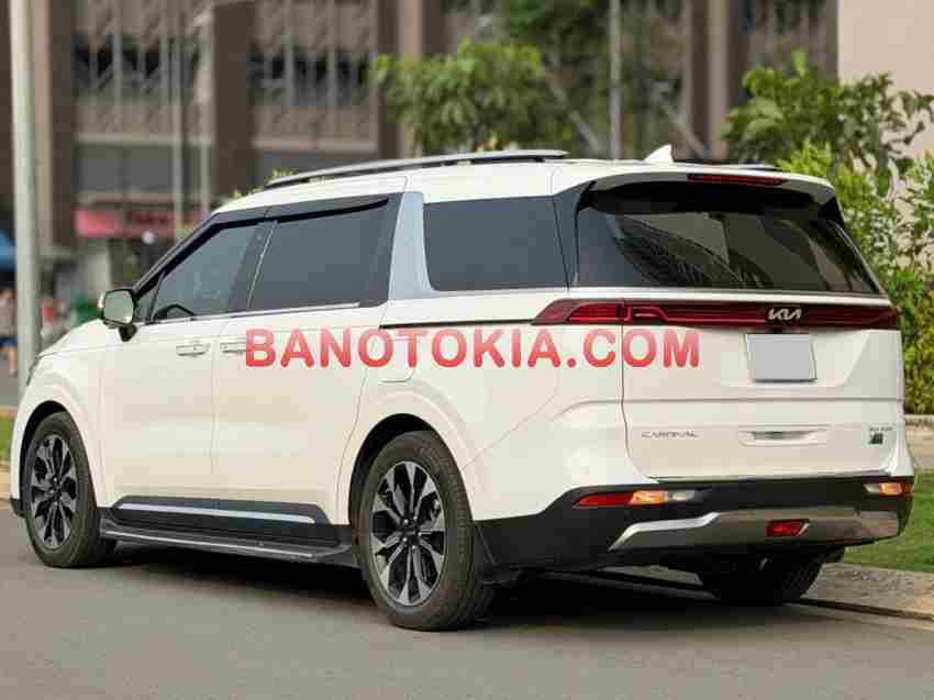 Cần bán gấp Kia Carnival Signature 2.2D năm 2022 giá cực tốt