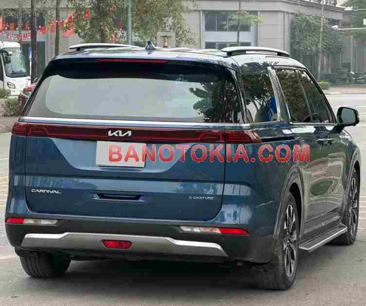 Kia Carnival Signature 2.2D năm 2021 cần bán