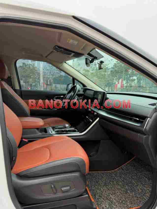 Cần bán gấp xe Kia Carnival Premium 2.2D năm 2022, màu Trắng, Số tự động
