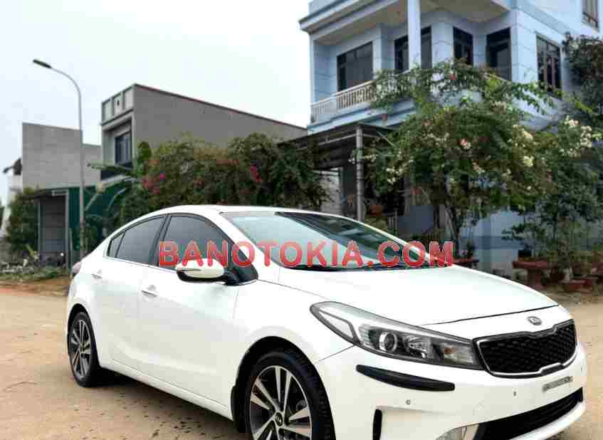 Cần bán Kia Cerato 1.6 AT 2018 - Số tự động