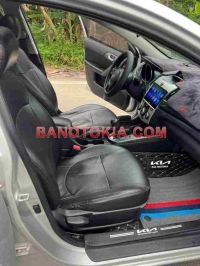 Cần bán gấp xe Kia Cerato 1.6 AT năm 2010, màu Bạc, Số tự động