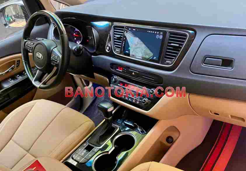 Cần bán gấp Kia Sedona 2.2 DAT Luxury 2021 - Xe đẹp - Giá tốt