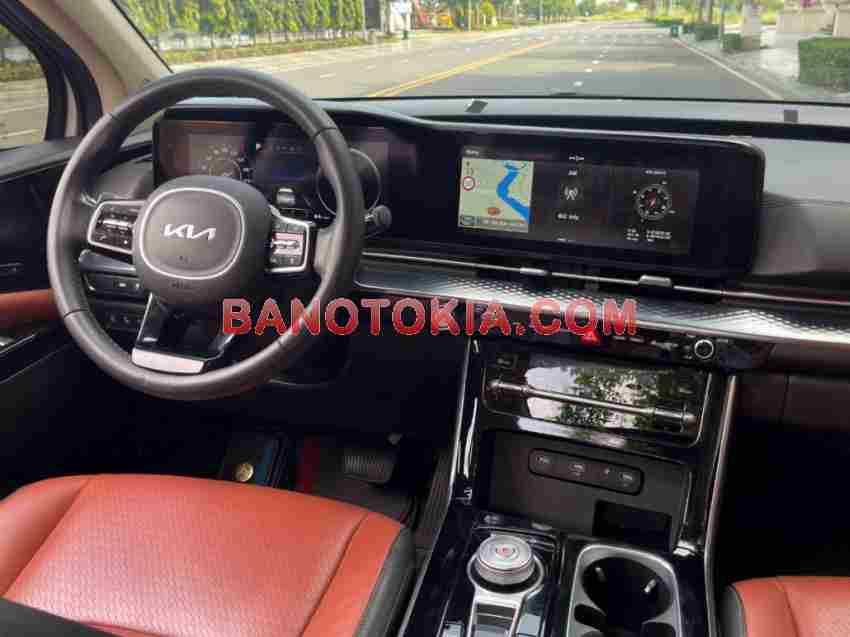 Cần bán xe Kia Carnival Signature 2.2D màu Trắng 2022