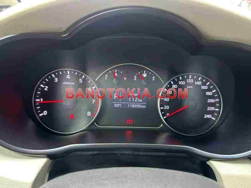 Cần bán xe Kia Rondo GAT đời 2018