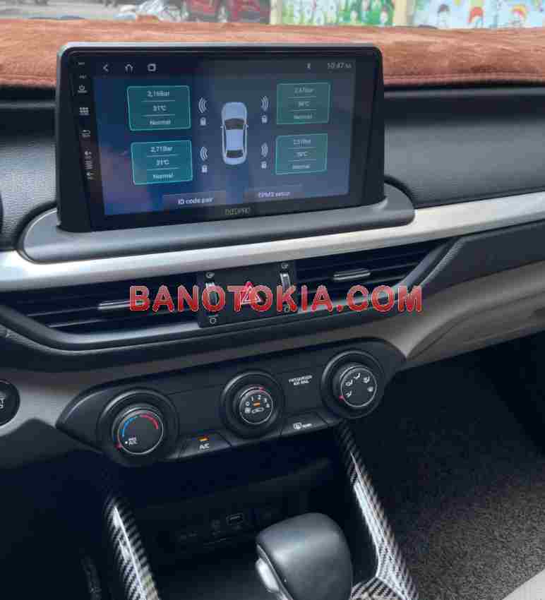 Cần bán gấp Kia Cerato 1.6 AT Deluxe đời 2019, màu Trắng