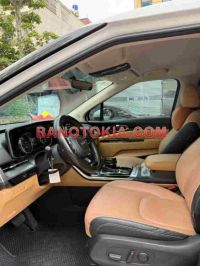 Cần bán xe Kia Carnival Luxury 2.2D màu Trắng 2022
