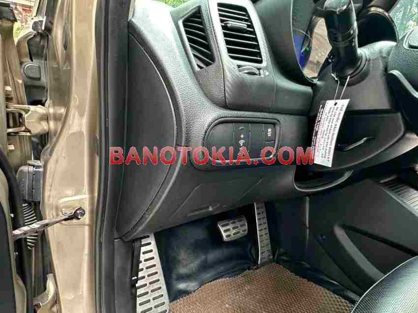 Cần bán Kia K3 2.0 AT 2014, xe đẹp giá rẻ bất ngờ