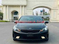 Cần bán gấp xe Kia Cerato 1.6 AT năm 2018, màu Đen, Số tự động