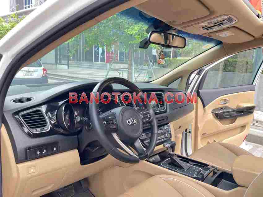 Xe Kia Sedona 2.2L DATH đời 2018 đẹp bán gấp